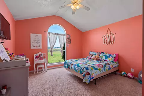 Bedroom - 128 Henry Eubanks Rd, Lucedale, MS 39452 photo 3 of 4