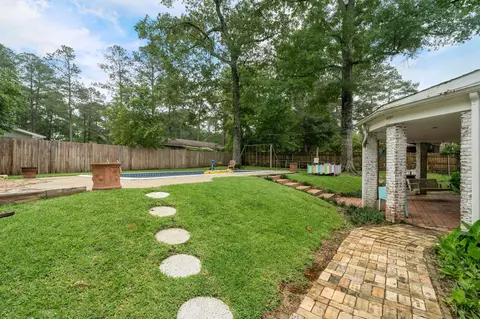 Exterior - 3315 Franklin Ave, Laurel, MS 39440 photo 11 of 16
