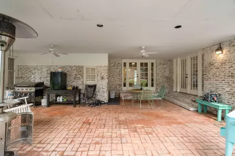 Exterior - 3315 Franklin Ave, Laurel, MS 39440 photo 9 of 16