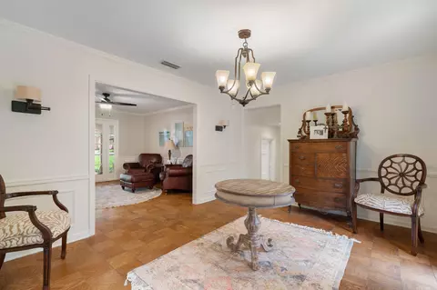 Entry Way - 3315 Franklin Ave, Laurel, MS 39440 photo 1 of 3