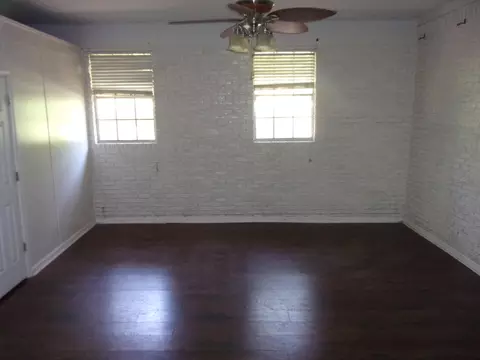 24 John Griffith Rd, Laurel, MS 39443 photo 5