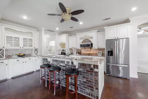 Kitchen - 140 Atkinson Rd, Sumrall, MS 39482 photo 1 of 3