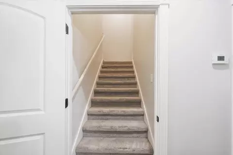 Entry Way - 140 Atkinson Rd, Sumrall, MS 39482 photo 10 of 12