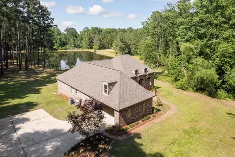 Exterior - 140 Atkinson Rd, Sumrall, MS 39482 photo 5 of 10