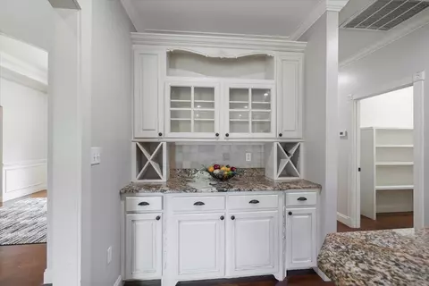 Entry Way - 140 Atkinson Rd, Sumrall, MS 39482 photo 5 of 12