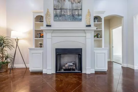 Living - 140 Atkinson Rd, Sumrall, MS 39482 photo 1 of 1