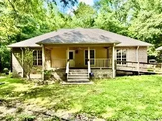 172 Arnett Rd, Hattiesburg, MS 39401