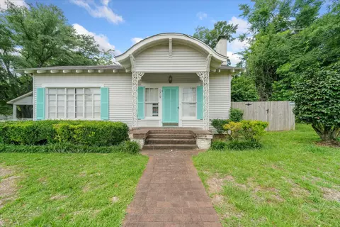 1319 Third St, Prentiss, MS 39474