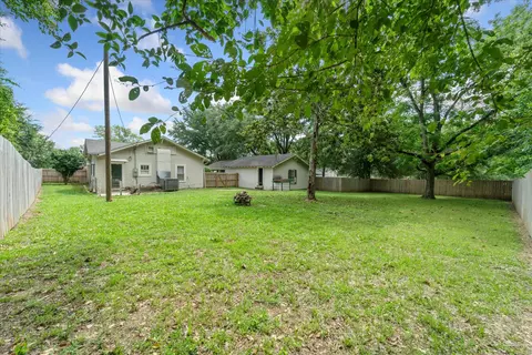 Exterior - 1319 Third St, Prentiss, MS 39474 photo 6 of 7