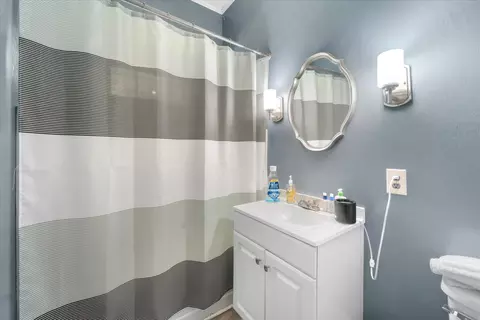 Bath - 1319 Third St, Prentiss, MS 39474 photo 1 of 1