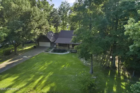 19 Cedarbrook Ln, Laurel, MS 39443 photo 3