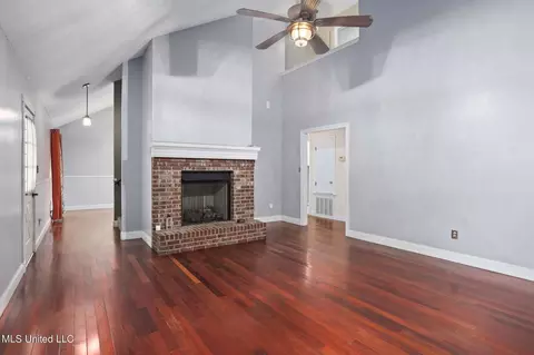 19 Cedarbrook Ln, Laurel, MS 39443 photo 8