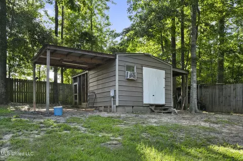 19 Cedarbrook Ln, Laurel, MS 39443 photo 37