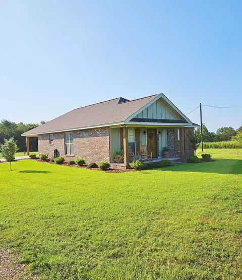 258 Charlie Sanford Rd, Seminary, MS 39479