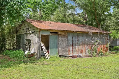Exterior - 243 Hosey Rd, Magee, MS 39111 photo 9 of 11