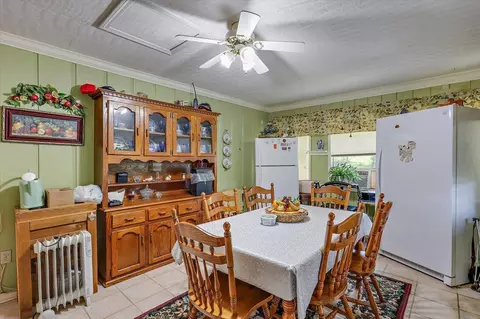 Dining - 243 Hosey Rd, Magee, MS 39111 photo 3 of 4