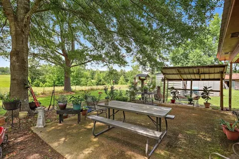 Exterior - 243 Hosey Rd, Magee, MS 39111 photo 8 of 11