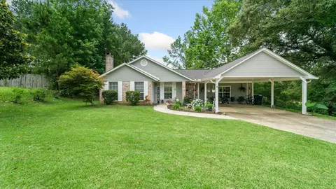 25 Deer Run Rd, Hattiesburg, MS 39402
