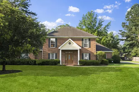 55 Spears Dr, Hattiesburg, MS 39402