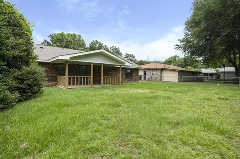 Exterior - 1014 Pinehurst Dr, Columbia, MS 39429 photo 5 of 5