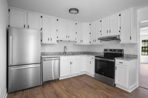 Kitchen - 1014 Pinehurst Dr, Columbia, MS 39429 photo 1 of 2