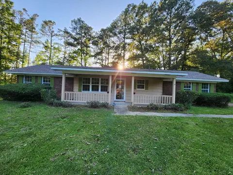119 Victoria, Newton, MS 39345