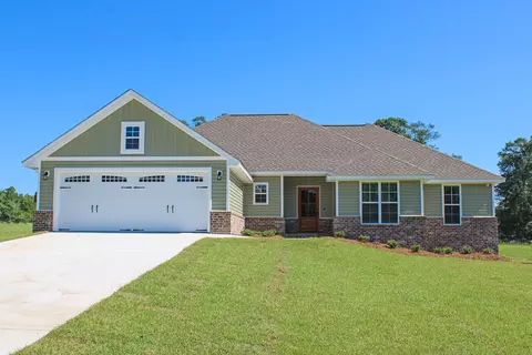 34 N Slade Rd, Sumrall, MS 39482