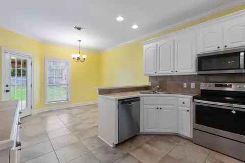 37 Katherine Ave, Sumrall, MS 39482 photo 7