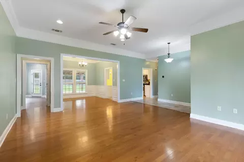 37 Katherine Ave, Sumrall, MS 39482 photo 4