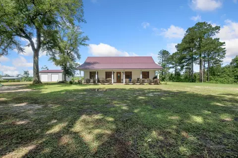 8939 Neely Avera Rd, Neely, MS 39461