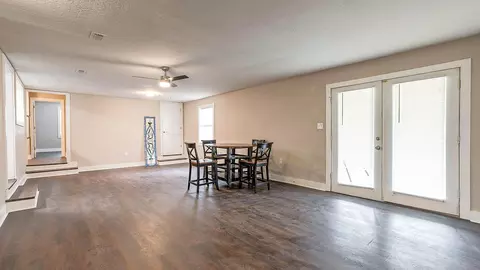 Living - 142 E 2nd Ave, Petal, MS 39465 photo 7 of 7