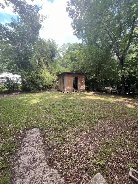 2411 N 5th Ave, Laurel, MS 39440 photo 12