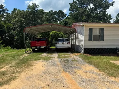 77 Tim Holifield Rd, Laurel, MS 39443 photo 4