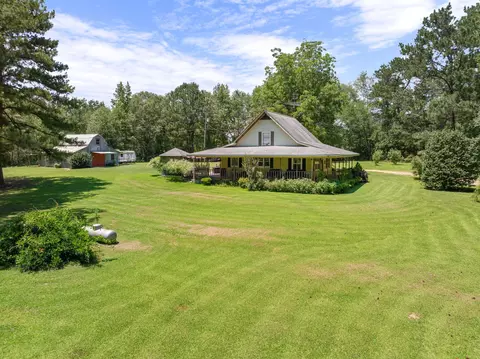 109 Wilburn Dyess, Oak Vale, MS 39656