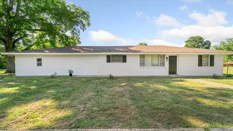 35 Hart Rd, Sandy Hook, MS 39478