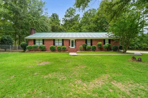 19 Chadlee Dr, Hattiesburg, MS 39401