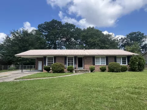 1609 Orchard Dr, Columbia, MS 39429