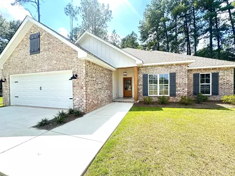 193 1st East St, Sumrall, MS 39482