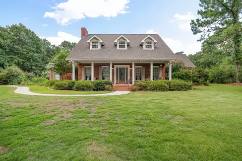 35 Magellan Rd, Hattiesburg, MS 39402