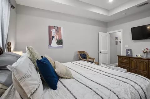 Bedroom - 87 Berwick, Petal, MS 39465 photo 2 of 4