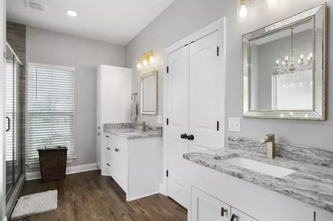 Bath - 87 Berwick, Petal, MS 39465 photo 1 of 4