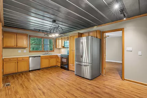 Kitchen - 3307 Pinehaven Dr, Laurel, MS 39440 photo 1 of 3