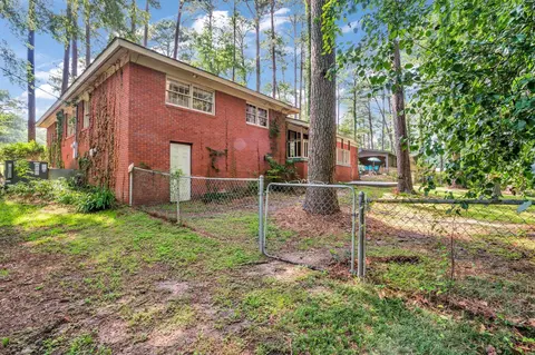 Exterior - 3307 Pinehaven Dr, Laurel, MS 39440 photo 6 of 6