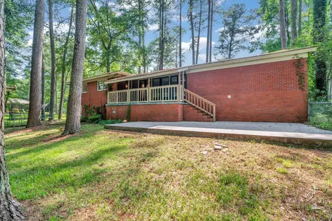 Exterior - 3307 Pinehaven Dr, Laurel, MS 39440 photo 5 of 6