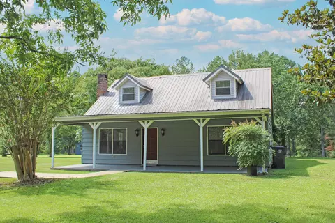 1031 Howell Rd, Purvis, MS 39475