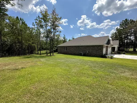Exterior - 90 Parish Rd, Sumrall, MS 39482 photo 12 of 15