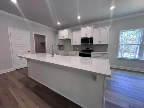 Kitchen - 90 Parish Rd, Sumrall, MS 39482 photo 1 of 5