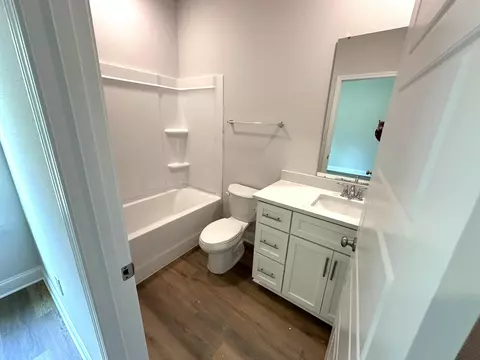 Bath - 90 Parish Rd, Sumrall, MS 39482 photo 5 of 10