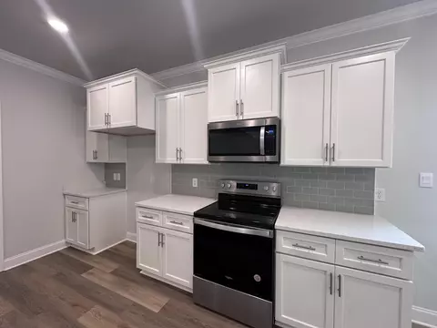 Kitchen - 90 Parish Rd, Sumrall, MS 39482 photo 3 of 5