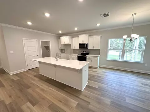 Kitchen - 90 Parish Rd, Sumrall, MS 39482 photo 4 of 5